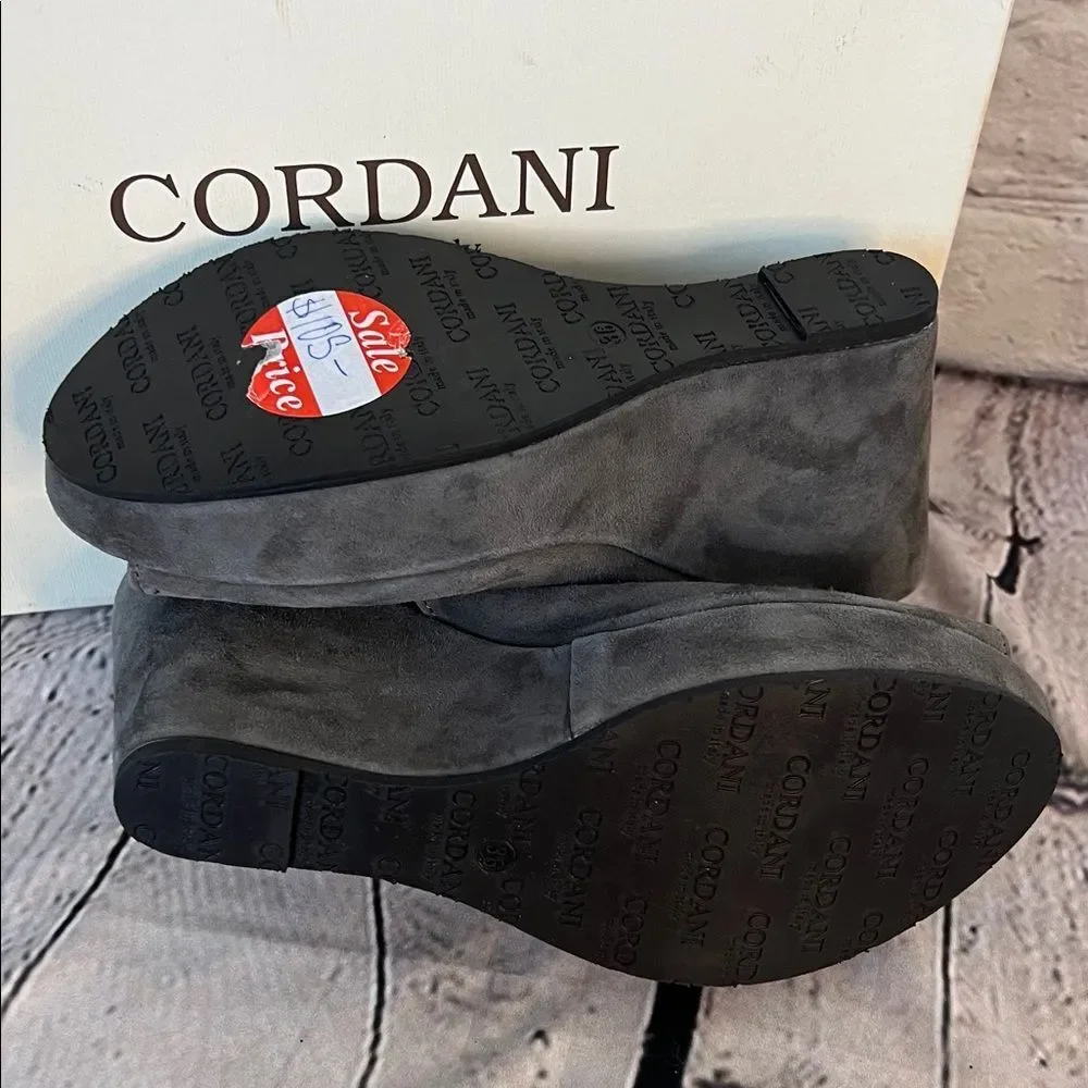 *☀️ Cordani Suede Platform Wedges NWT FASHION